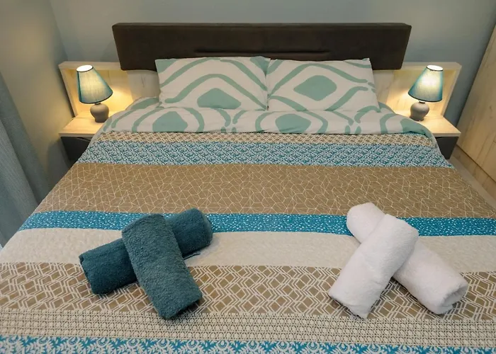 4 Colours Tesalónica